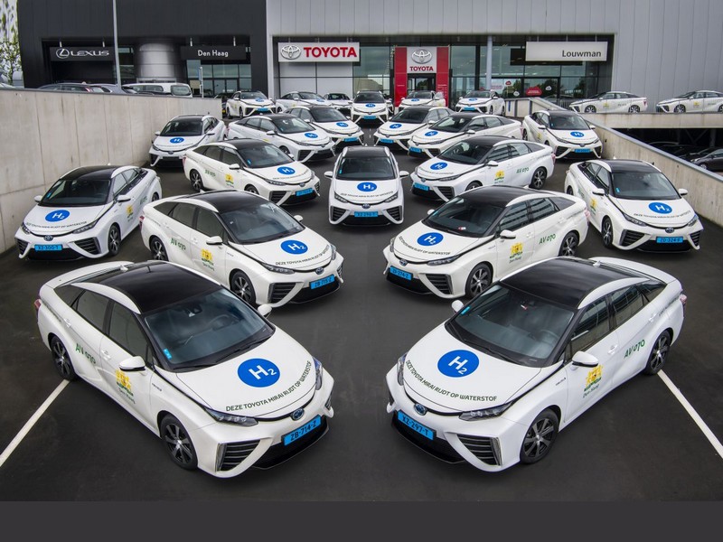 Taxíky na vodík najely 1,5 milionu km